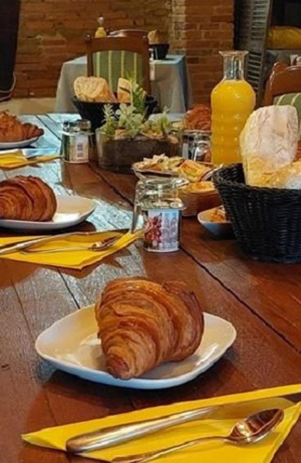 L'Alcove Hotel Restaurant Villematier 외부 사진